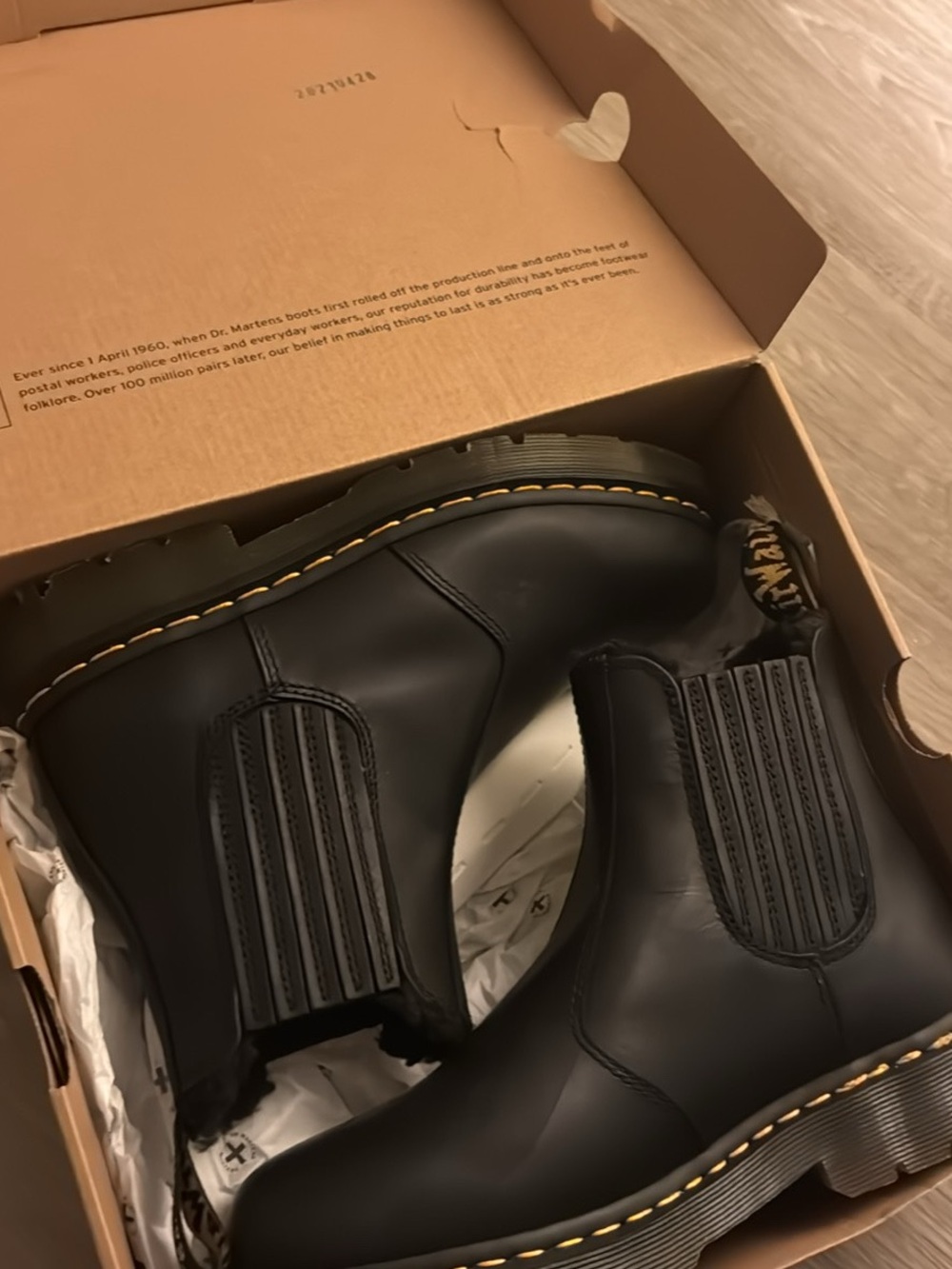 Dr. Martens 2976 BlizzardBlack Leather Chelsea Ankle Boots with Yellow Stitching